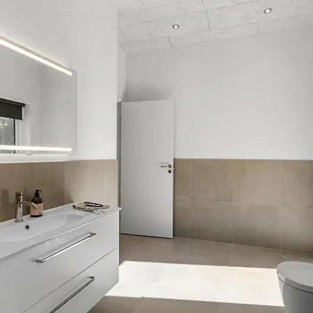 Casa de Férias 3 Bedroom Cozy In Farsø