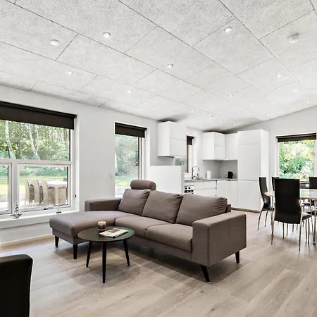 3 Bedroom Cozy In