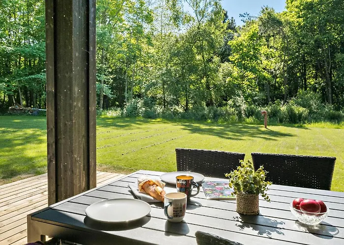 3 Bedroom Cozy In Farsø